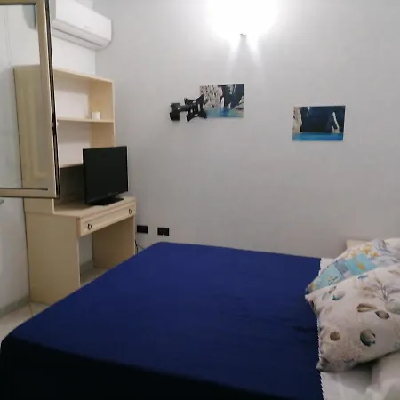 Di Cristina Konukevi *