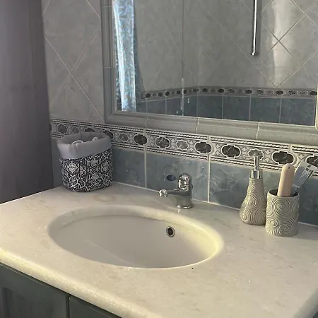 Di Cristina Konukevi