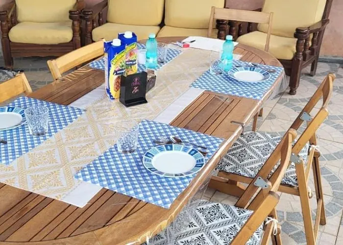 Di Cristina 招待所 *